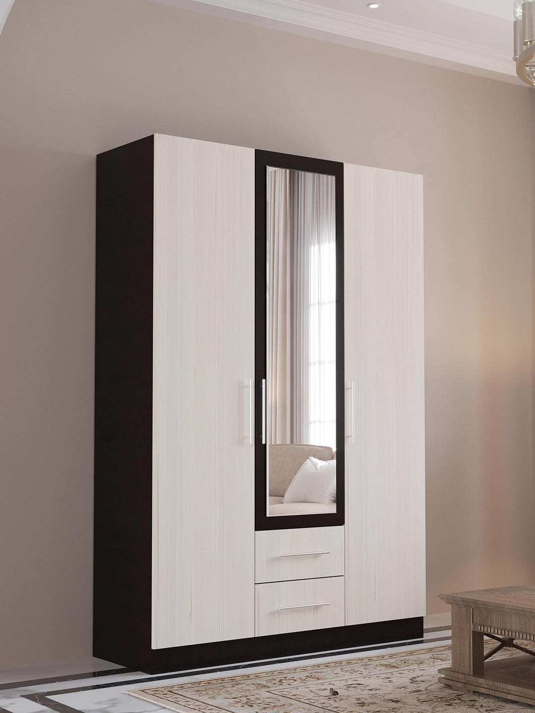 "Atlant 3D" kiyim javoni, To&lsquo;q rangli venge O'zbekistonda