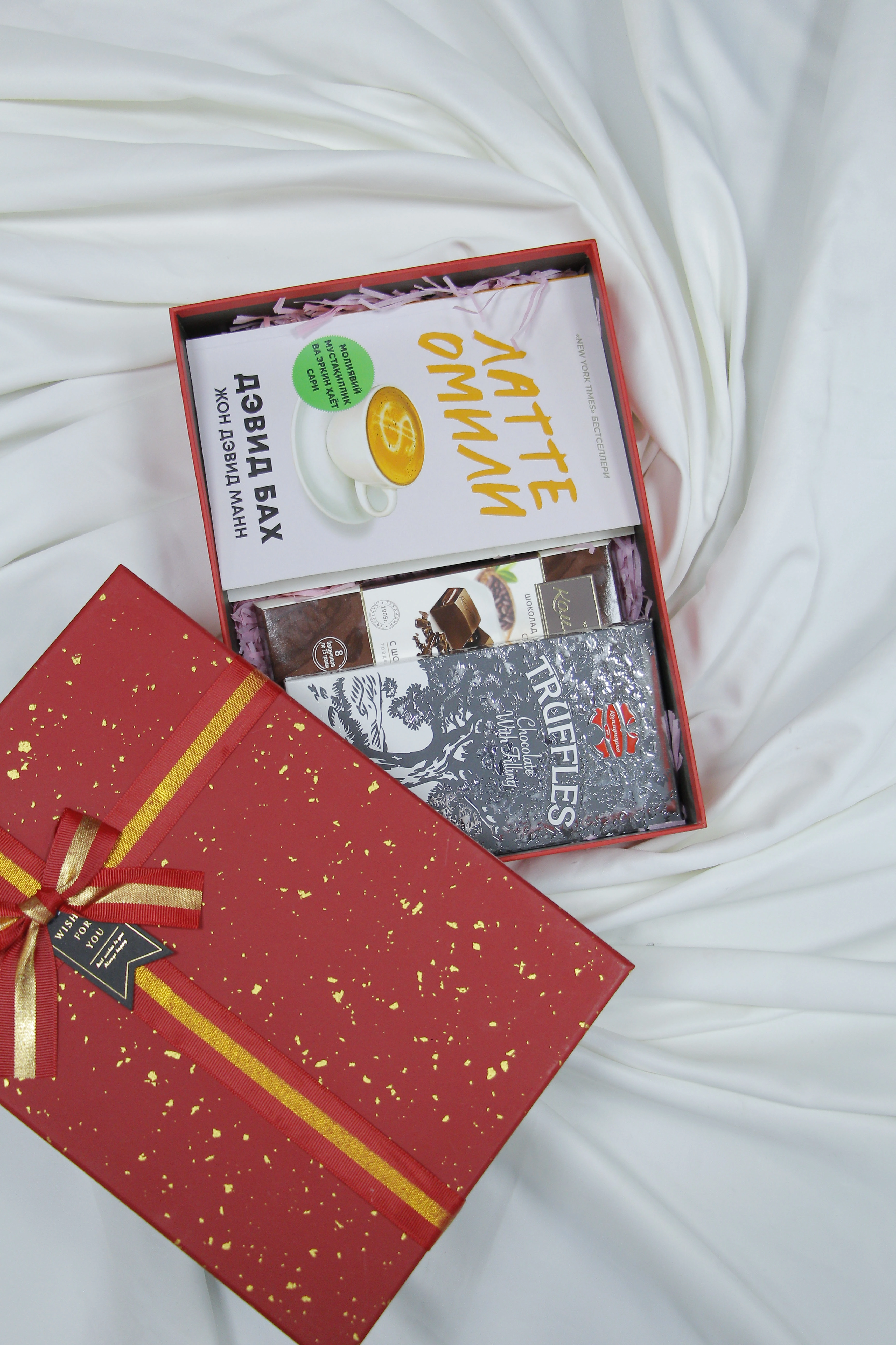 Совға учун тўплам. Ажойиб нарх ва етказиб бериш бепул. (199.000, Ажойиб ширинлик 2 дона, Совғабоп қути) в Узбекистане