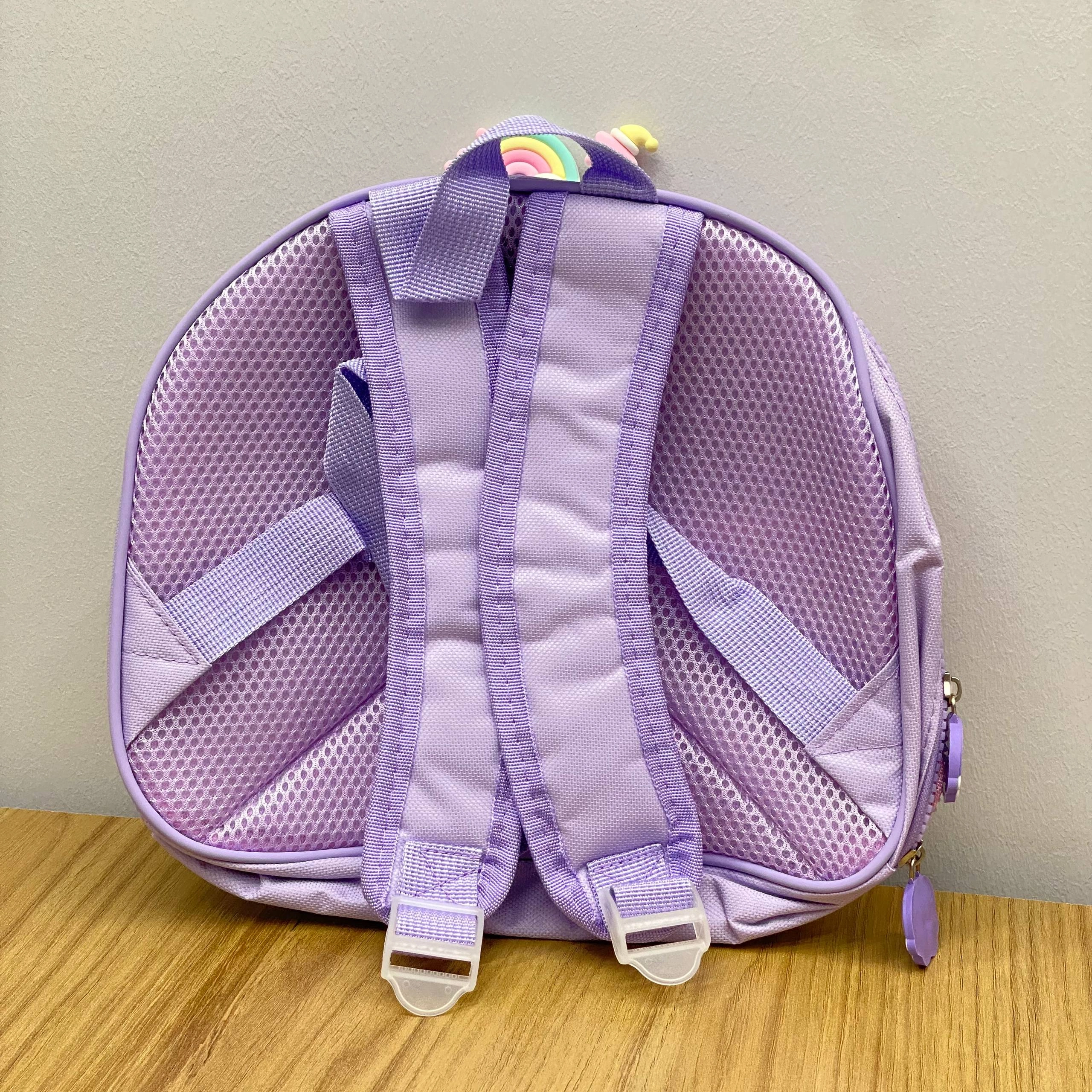 Bolalar ryukzaki &ldquo;binafsha yakkashoh&rdquo; arzon