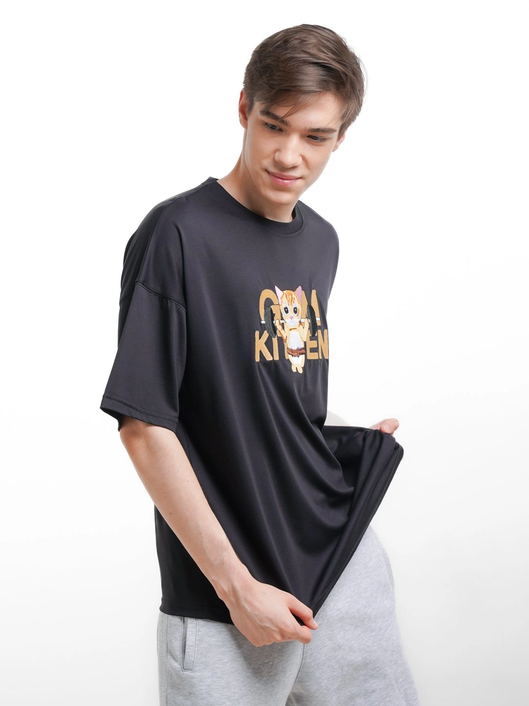 &ldquo;GYM mushuk&rdquo; printli futbolka XL arzon