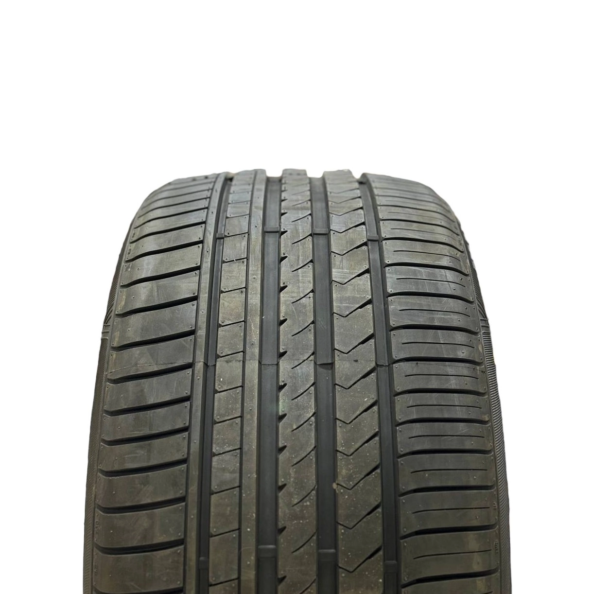 Winrun 275/35/18 R330 shinalari arzon