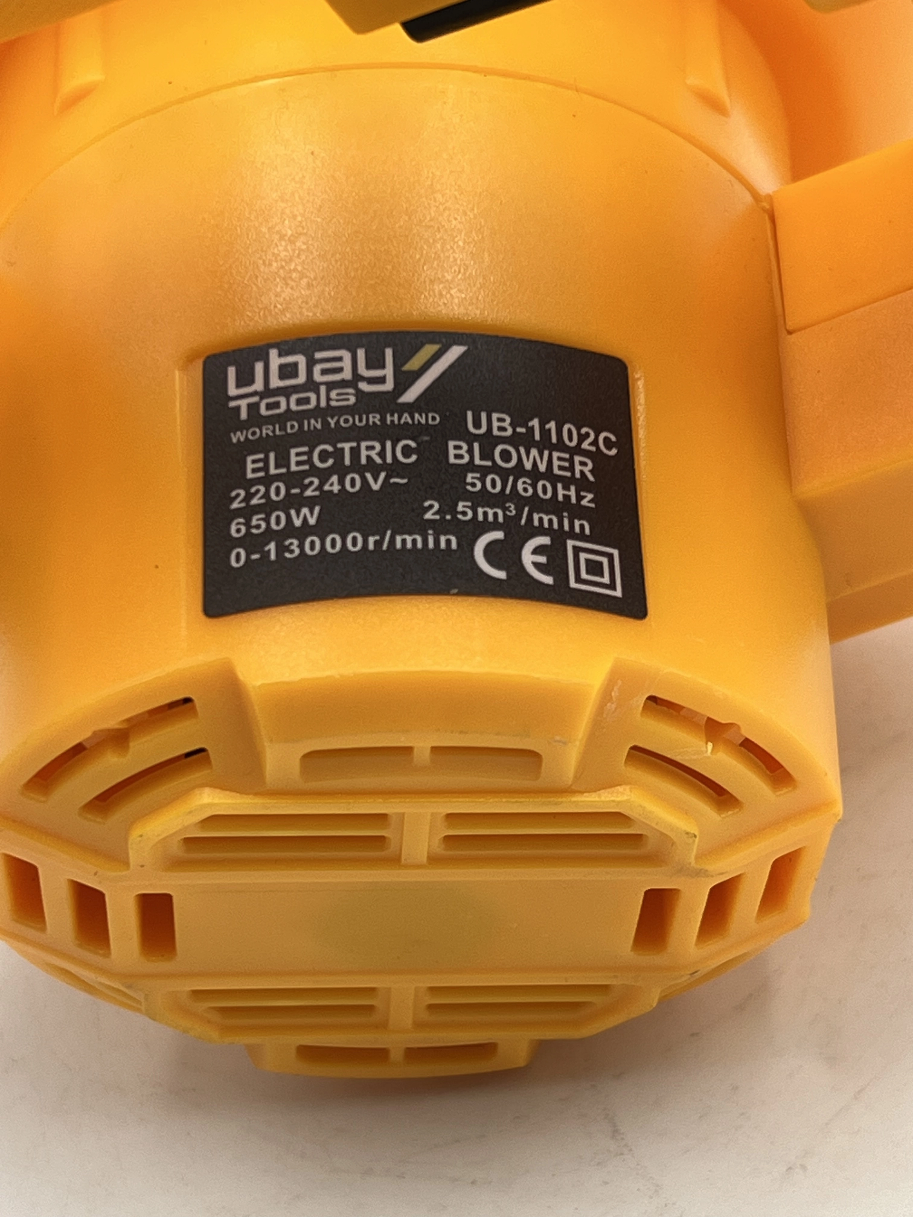 Электрическая воздуходувка Ubay UB-1102C (1-1102C) онлайн