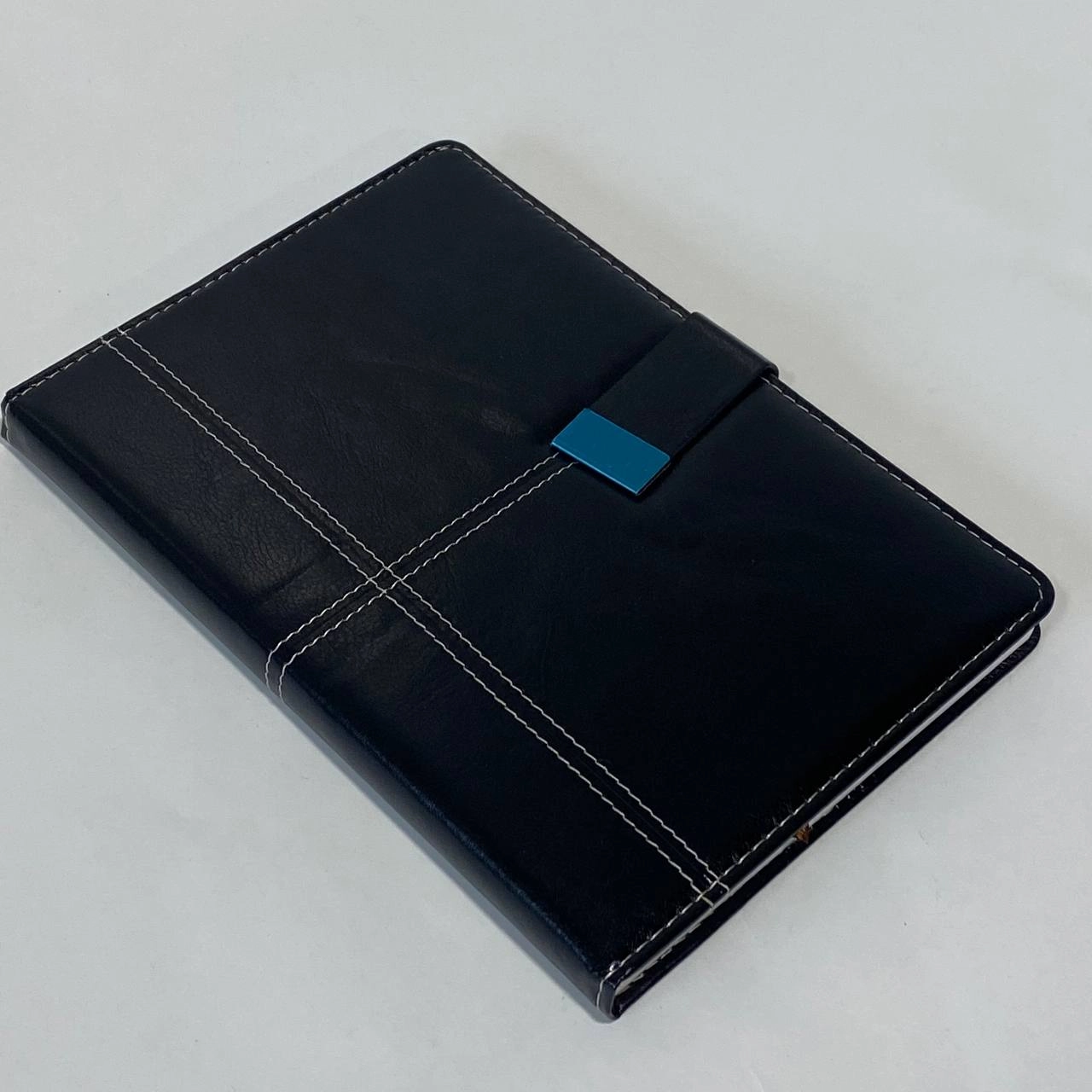 7058 qora magnitli bloknoti (100 varaq) arzon