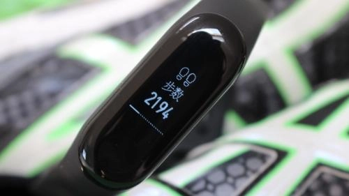Xiaomi Mi Band 3 smart-bilaguzugi sotib olish