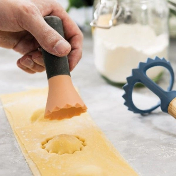 Мини-нож для равиоли Berghoff Leo 11.5 см 3950009 в Узбекистане