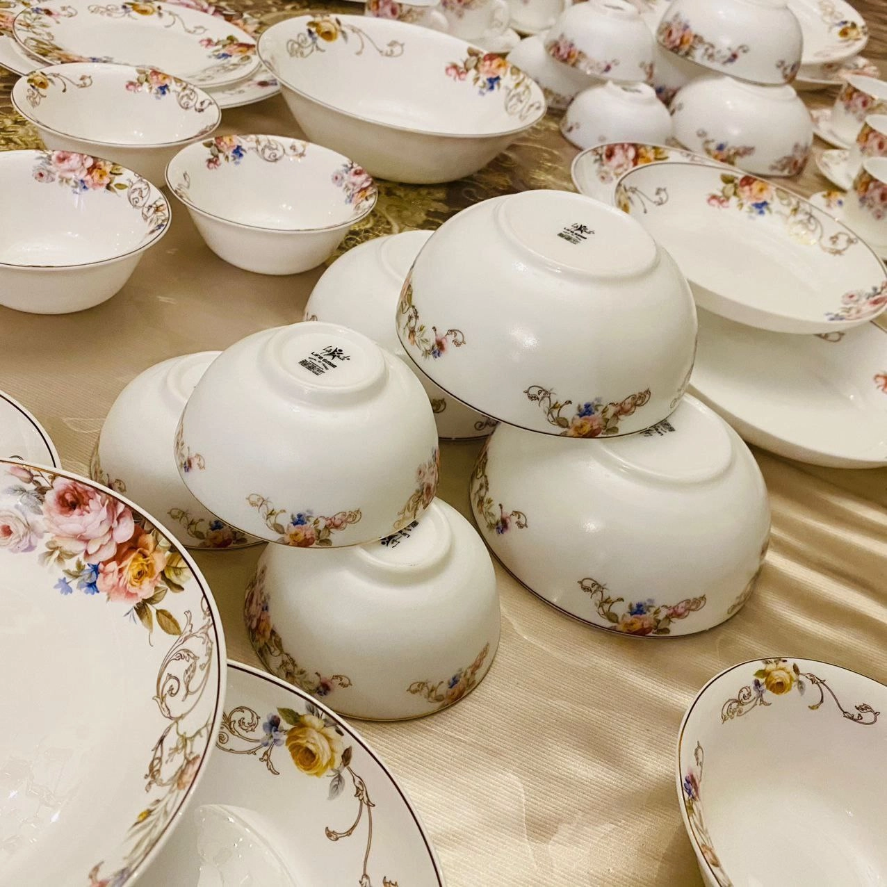 Набор Столовый сервиз R7 Life Smile в Узбекистане