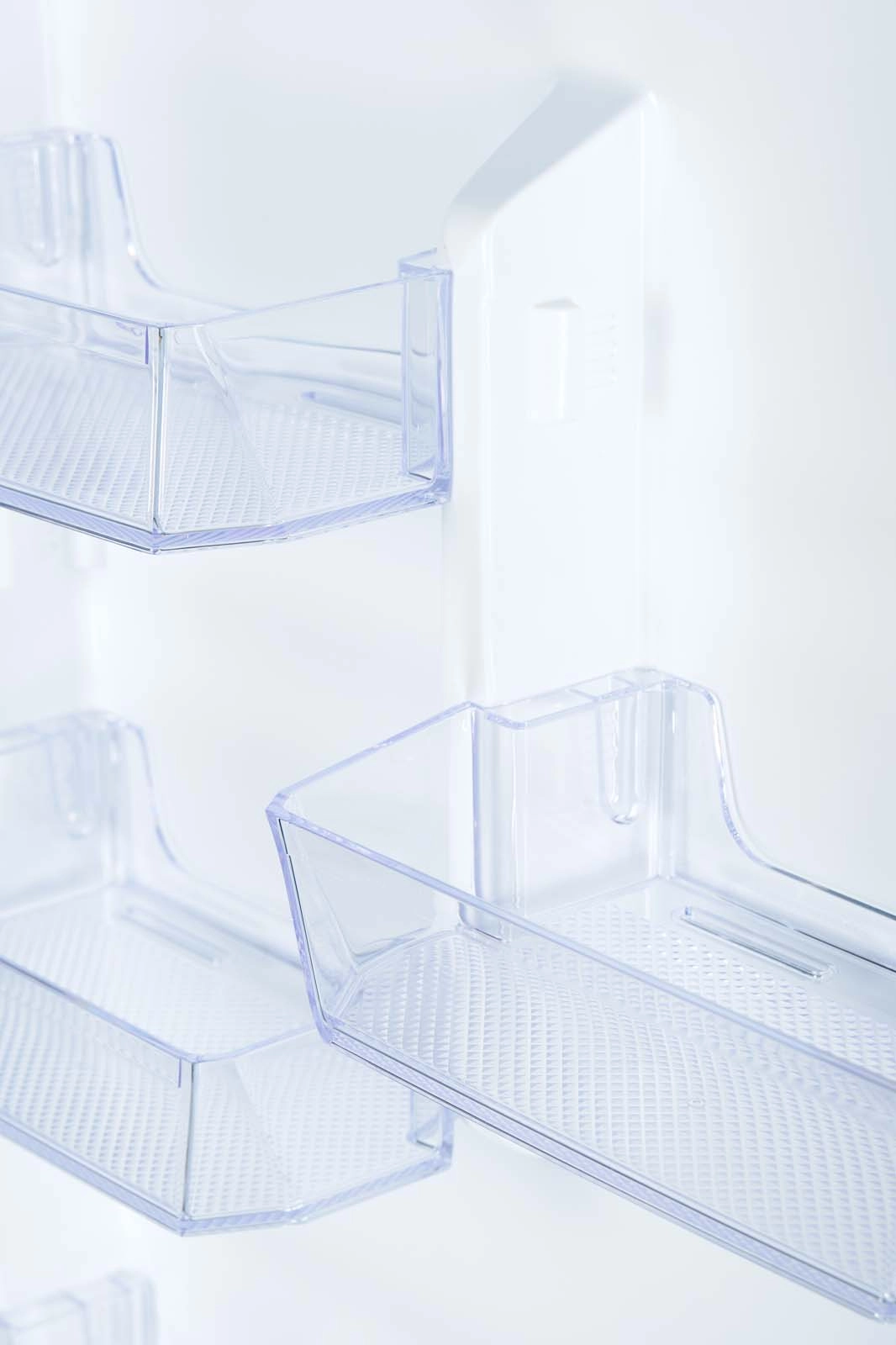 Холодильник Zarget ZRB 310DS1WM купить