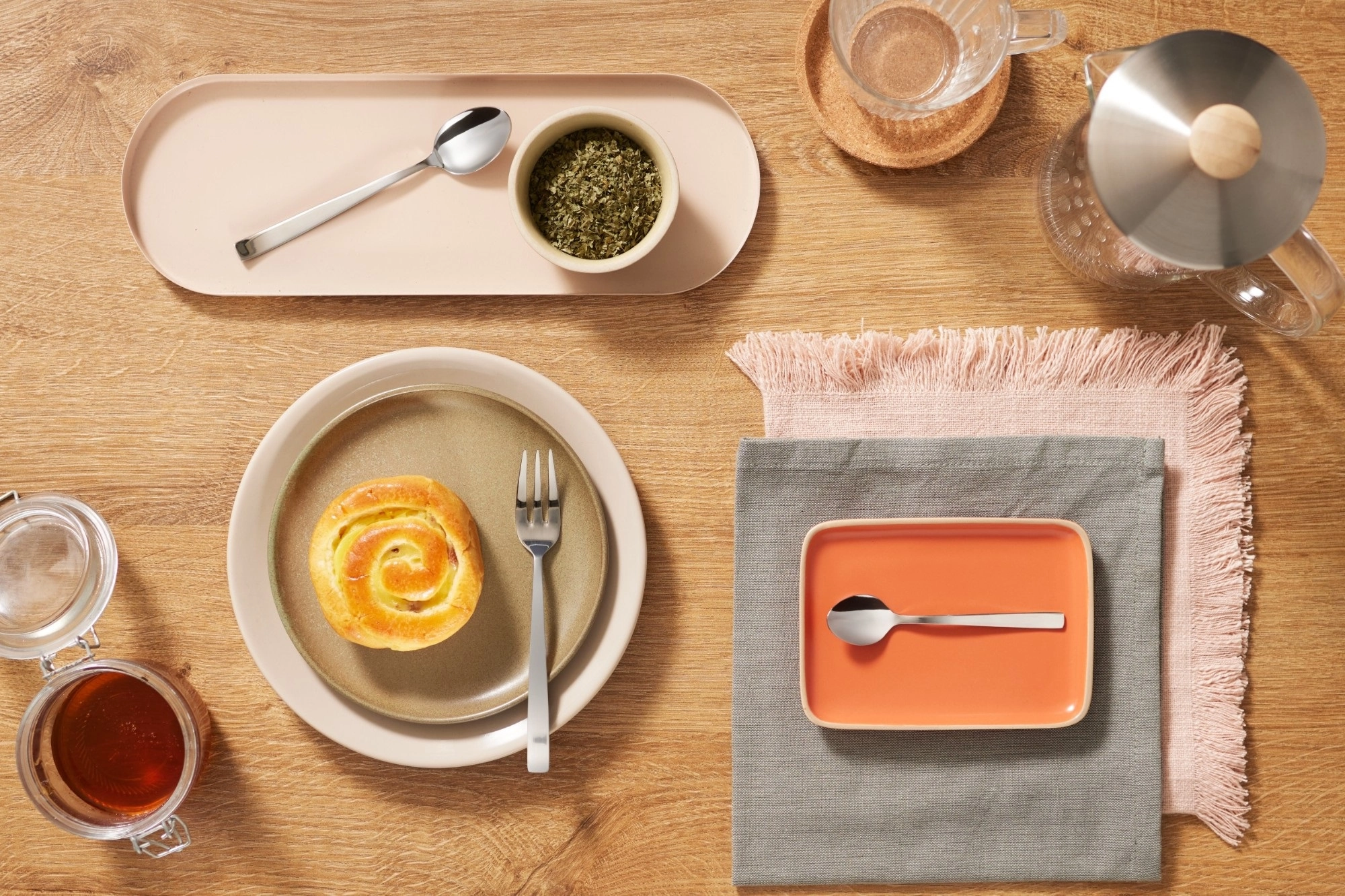 Набор столовых приборов Amefa Martin box 24 пр. в деревянном ящике  131600mdf3c40 недорого