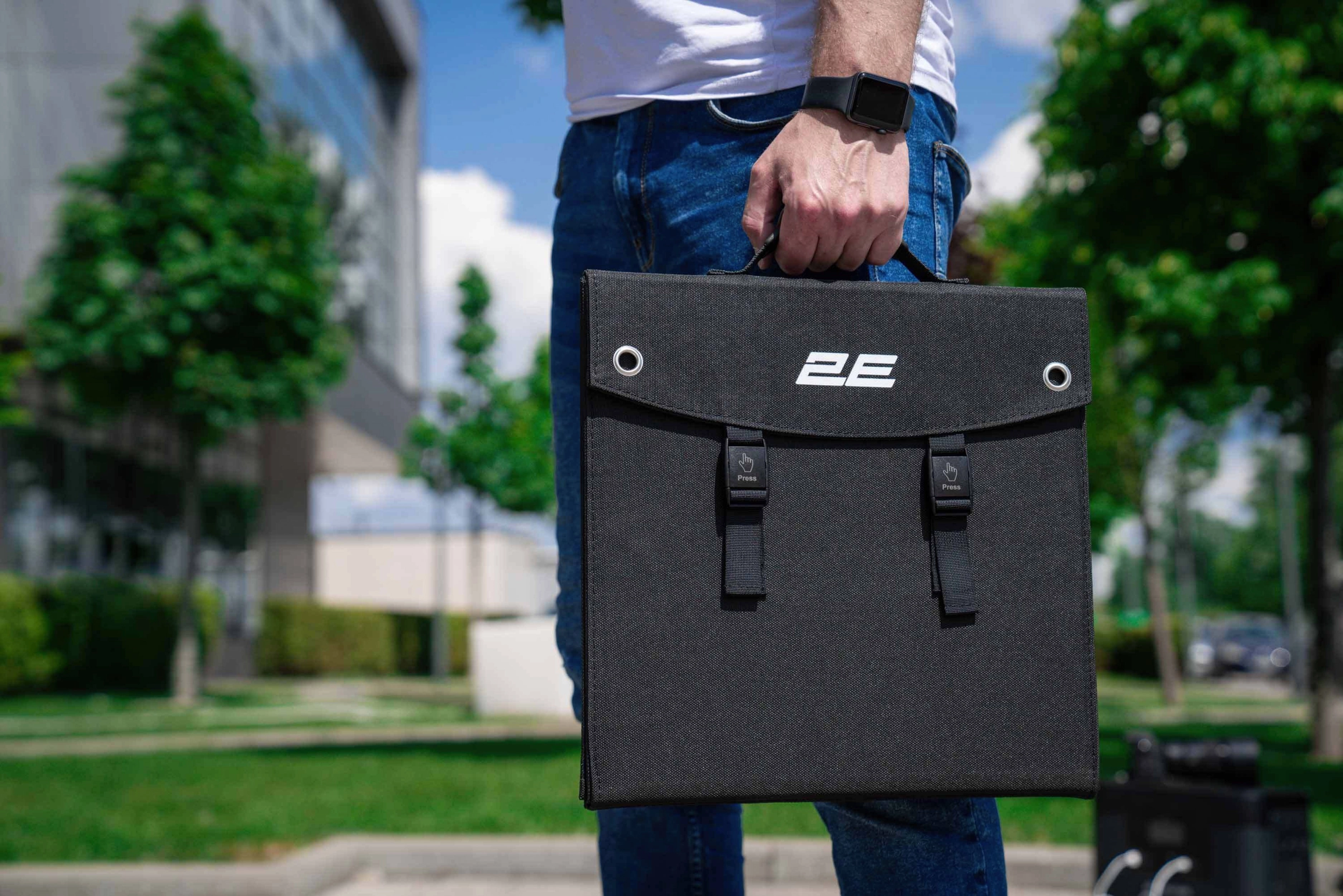 Портативная солнечная панель 2E 60W (2E-LSFC-60) недорого