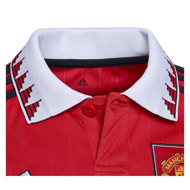 Manchester Yunayted uy futbol formasi, 2022-2023 onlayn