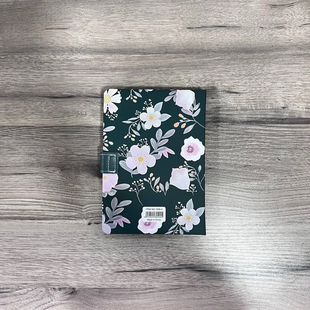 Garden Bunny yashil yondaftari (224 pages) arzon