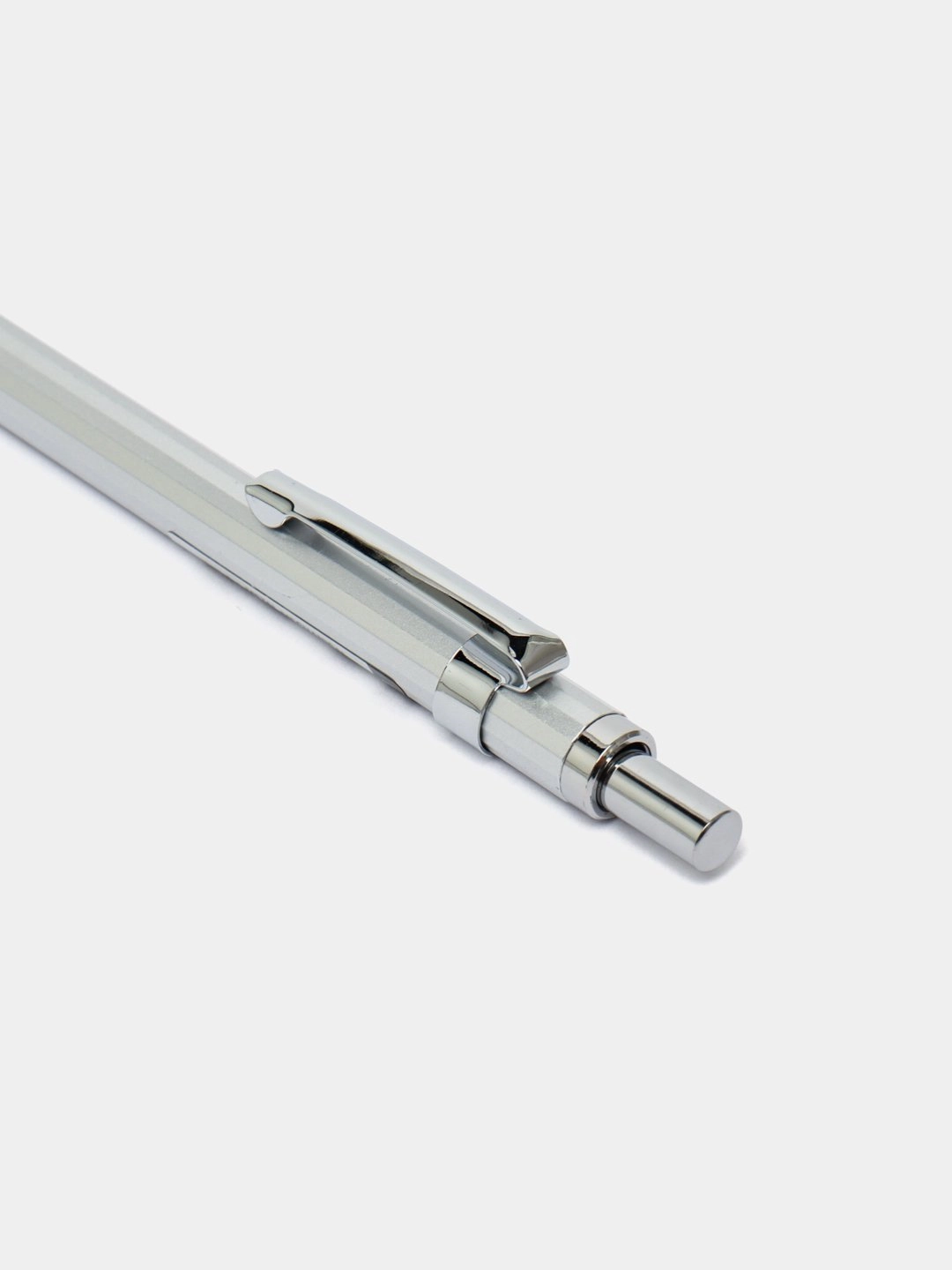 Карандаш механический Deli, Silver в Узбекистане