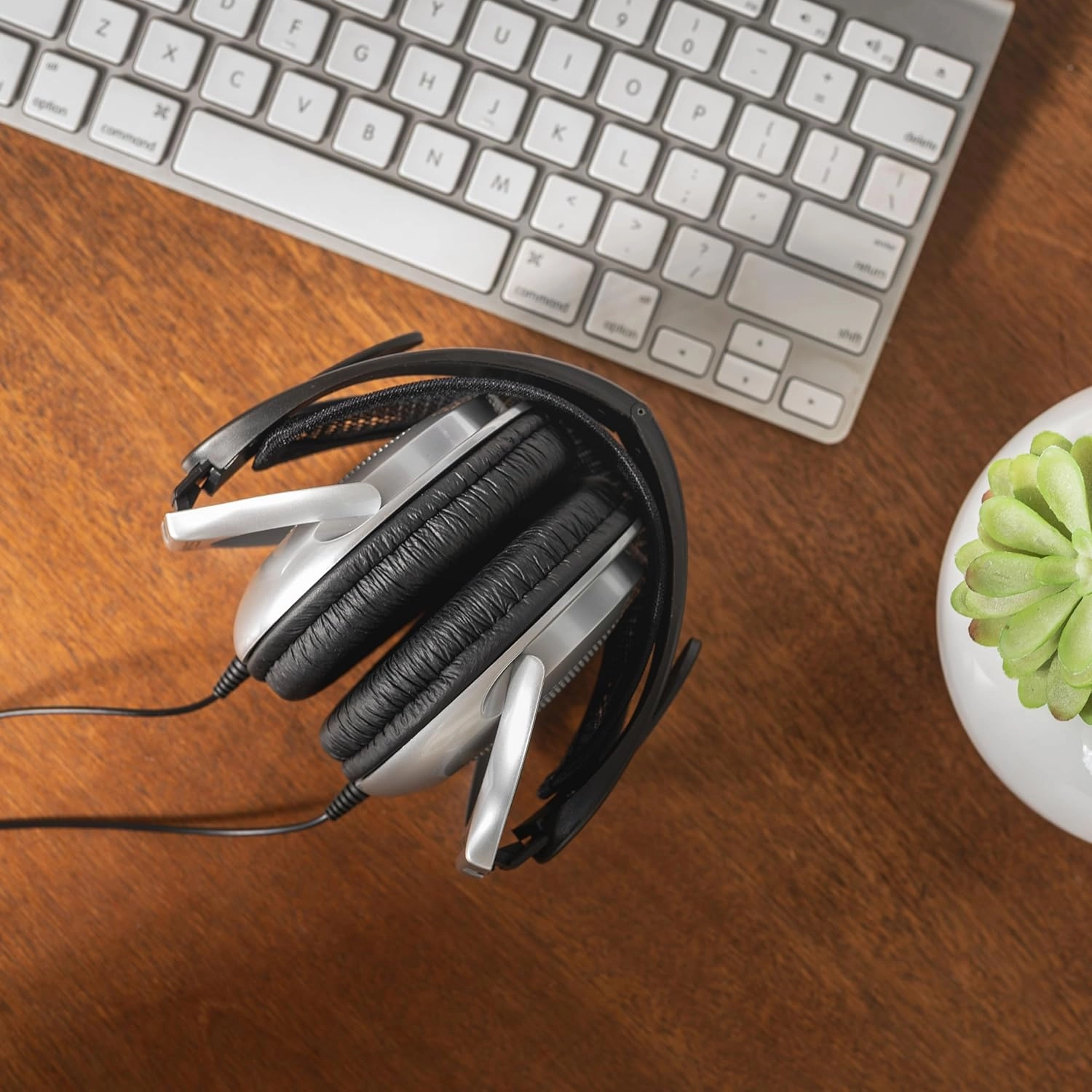 Koss UR40 SB V2 RW quloqchini , Silver yetkazib berish