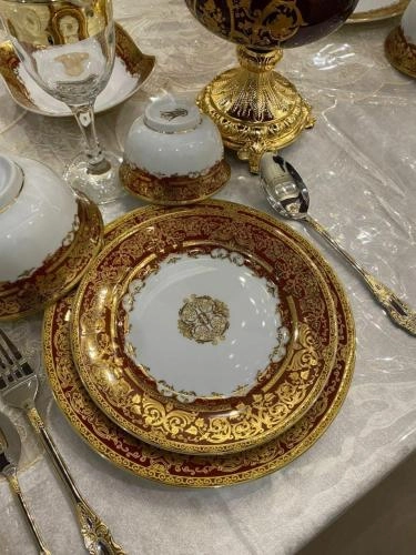 "Queen" red (12 kishilik) terma servizi sotib olish