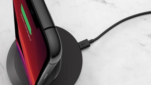Беспроводное зарядное устройство Belkin Boost Charge WIB002vfBK (Black) - фото №7 Беспроводное зарядное устройство Belkin Boost Charge WIB002vfBK (Black) цена