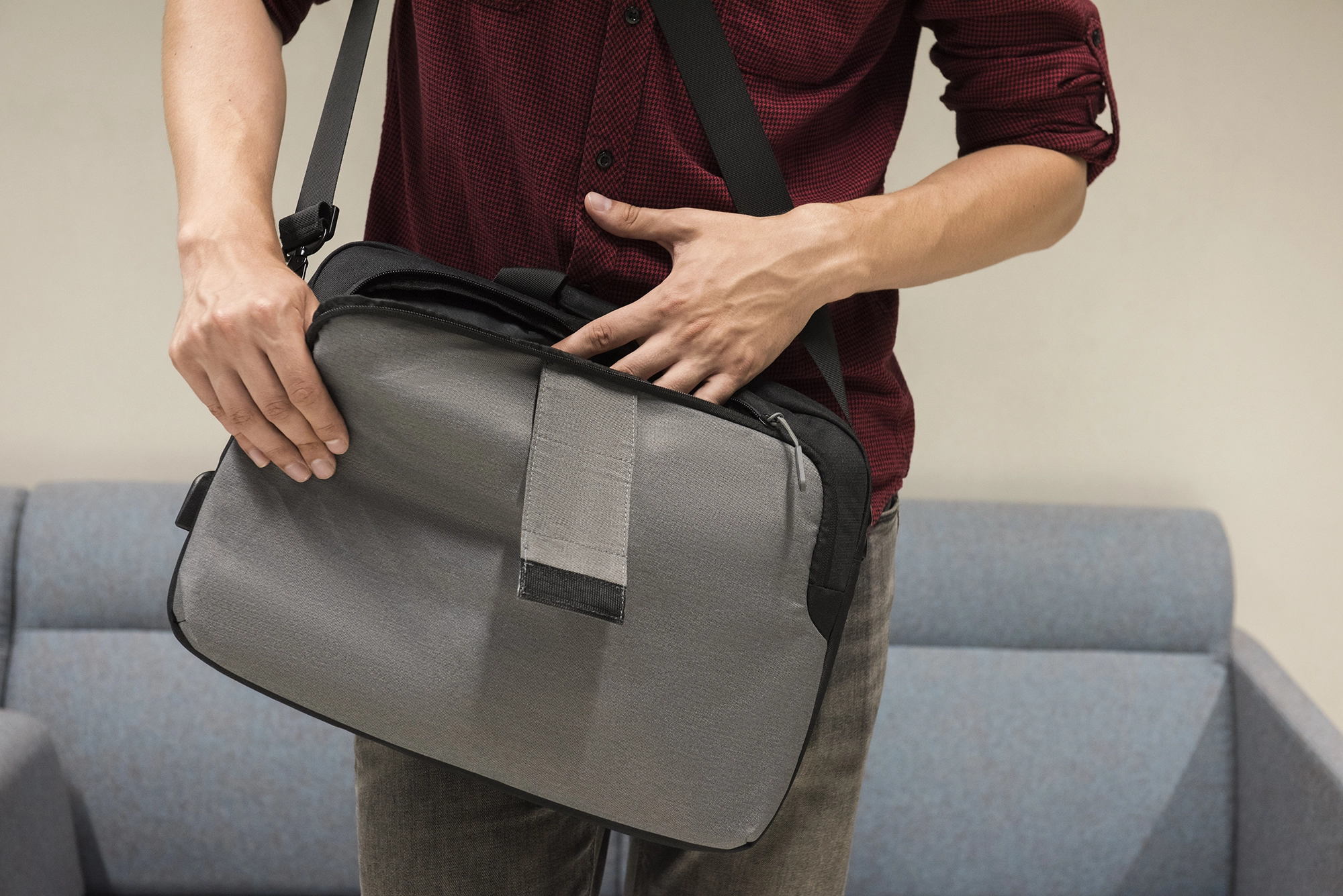 Сумка для ноутбука 2E Supreme 16" 2E-CBT9185GR Серый характеристики