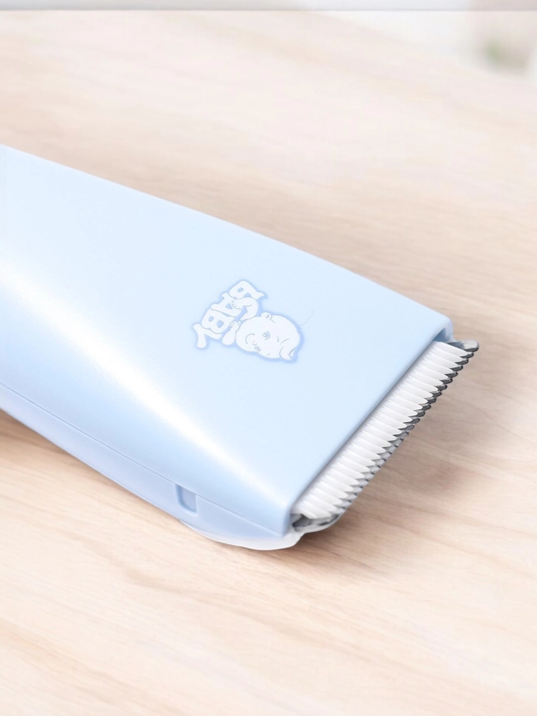 Bolalar uchun soch olish mashinkasi Baby Trim VGR V-153 O'zbekistonda