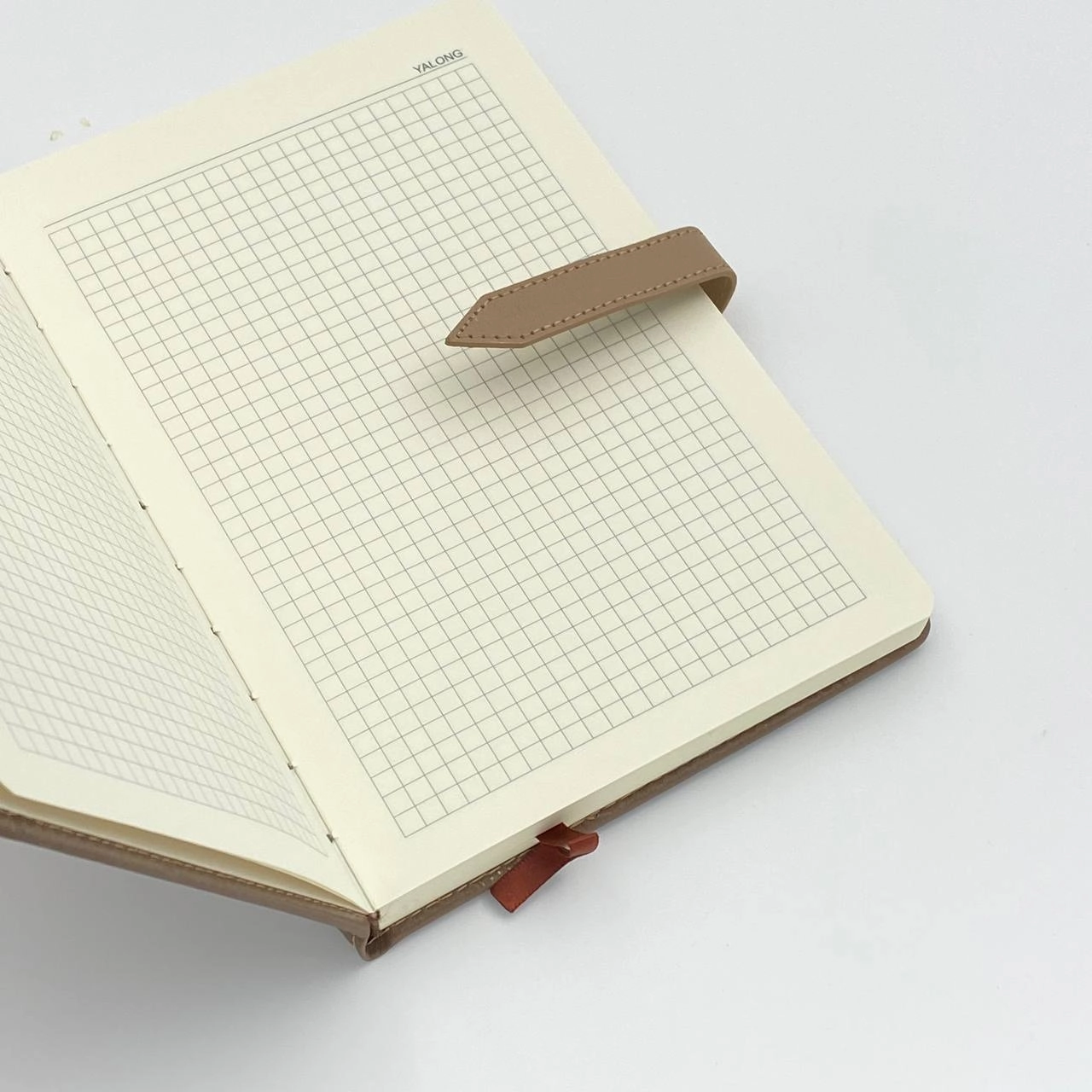 Магнитный блокнот Yalong YL-A5-602 коричневый (116 листов) в Узбекистане