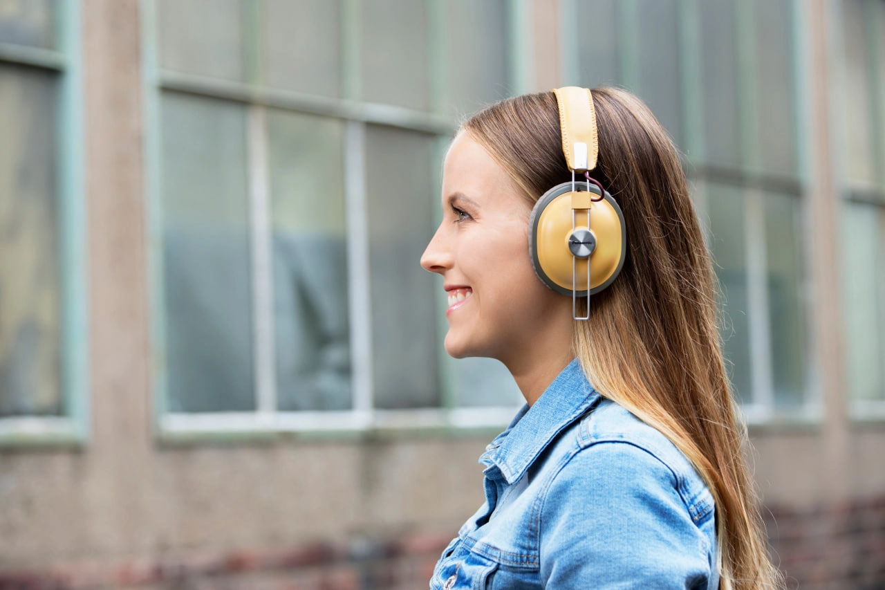 Panasonic RP-HTX80BGCC Beige simsiz quloqchini onlayn