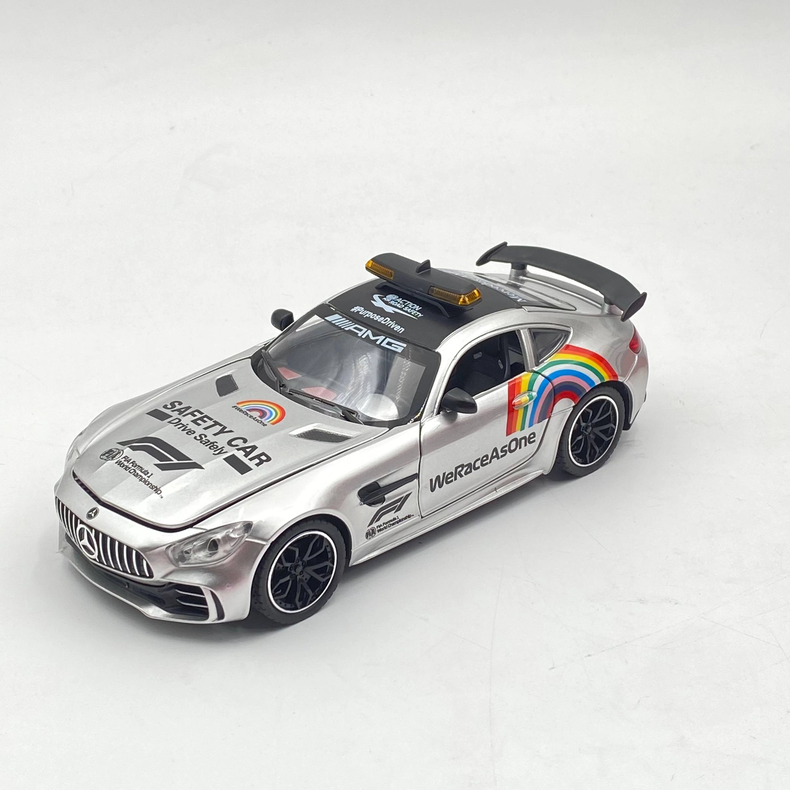 Игрушечная машина модель - Formula 1&rsquo;s Mercedes-AMG GT R Safety Car, Gray купить