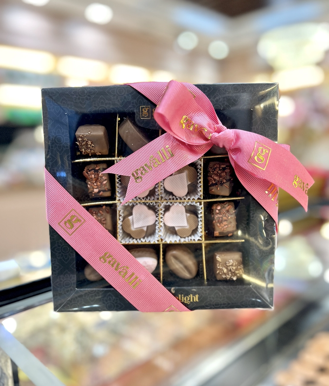 Turkish Delights to&lsquo;plami, Belgiya shokoladlari bilan sotib olish