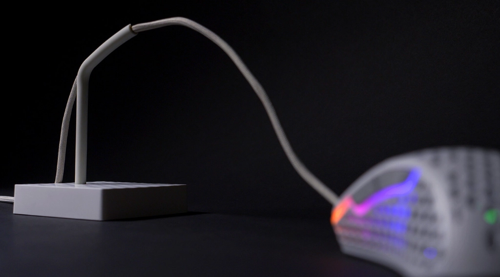 Xtrfy B4 White kabel ushlagichi - rasm №5 Xtrfy B4 White kabel ushlagichi onlayn