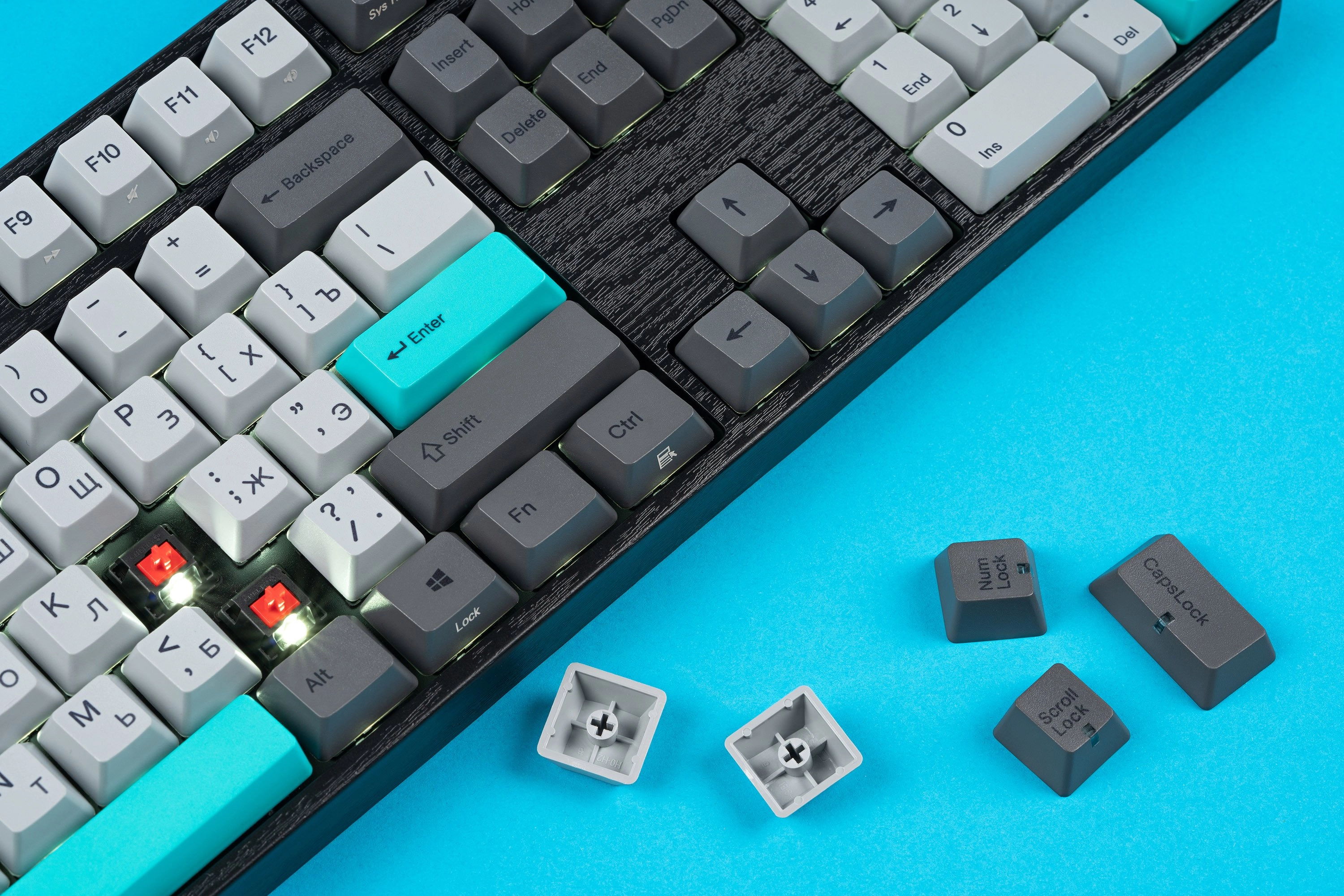 Varmilo MA108M V2 Moonlight, EC Ivy V2, RU klaviaturasi + sovg'aga sichqoncha gilamchasi yetkazib berish
