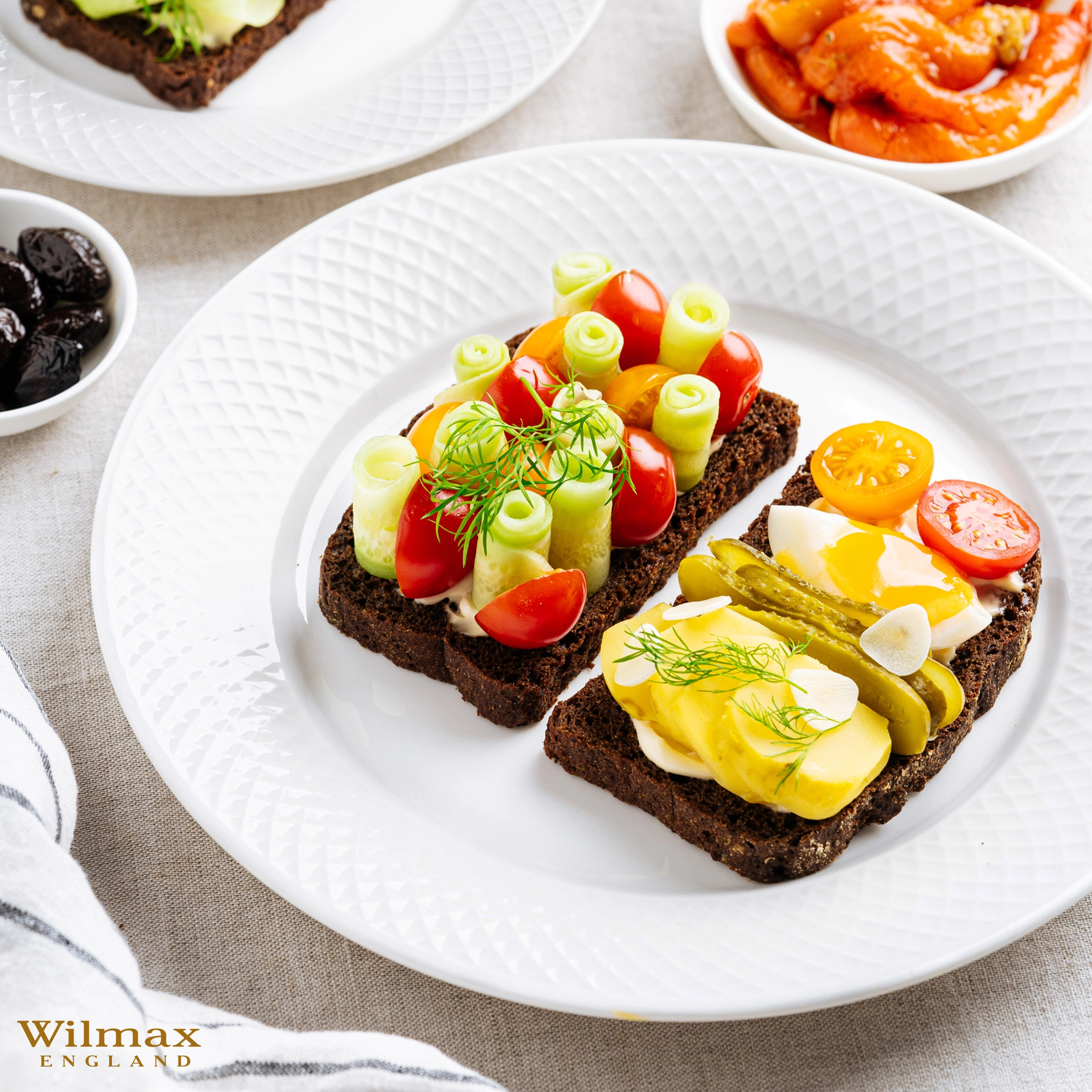 Wilmax Julia Vysotskaya WL‑880100‑JV/6C desert uchun tarelkalar to‘plami (6 dona), 20 sm yetkazib berish