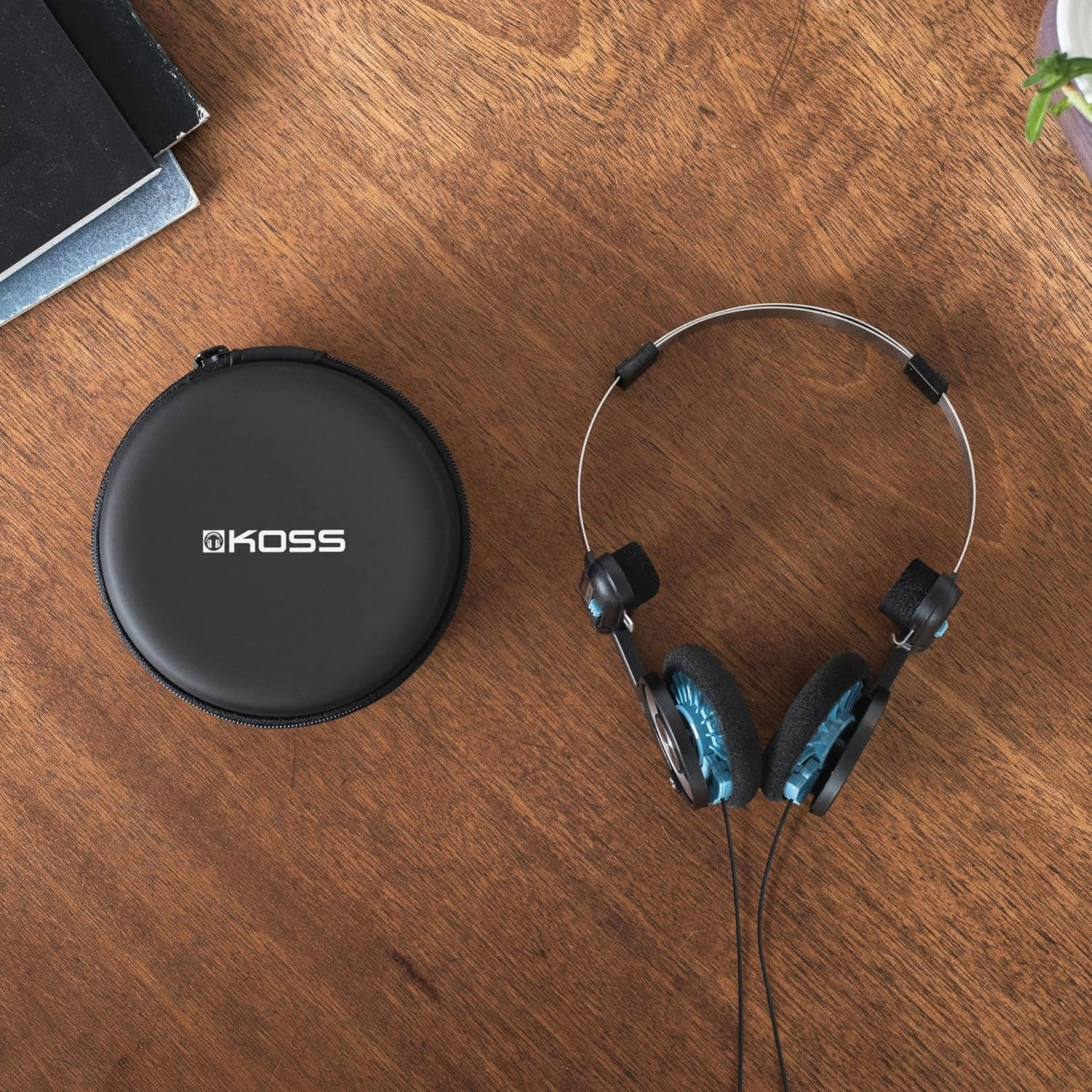 Porta Pro hard case  quloqchinlar uchun g&lsquo;ilof , Black narxi