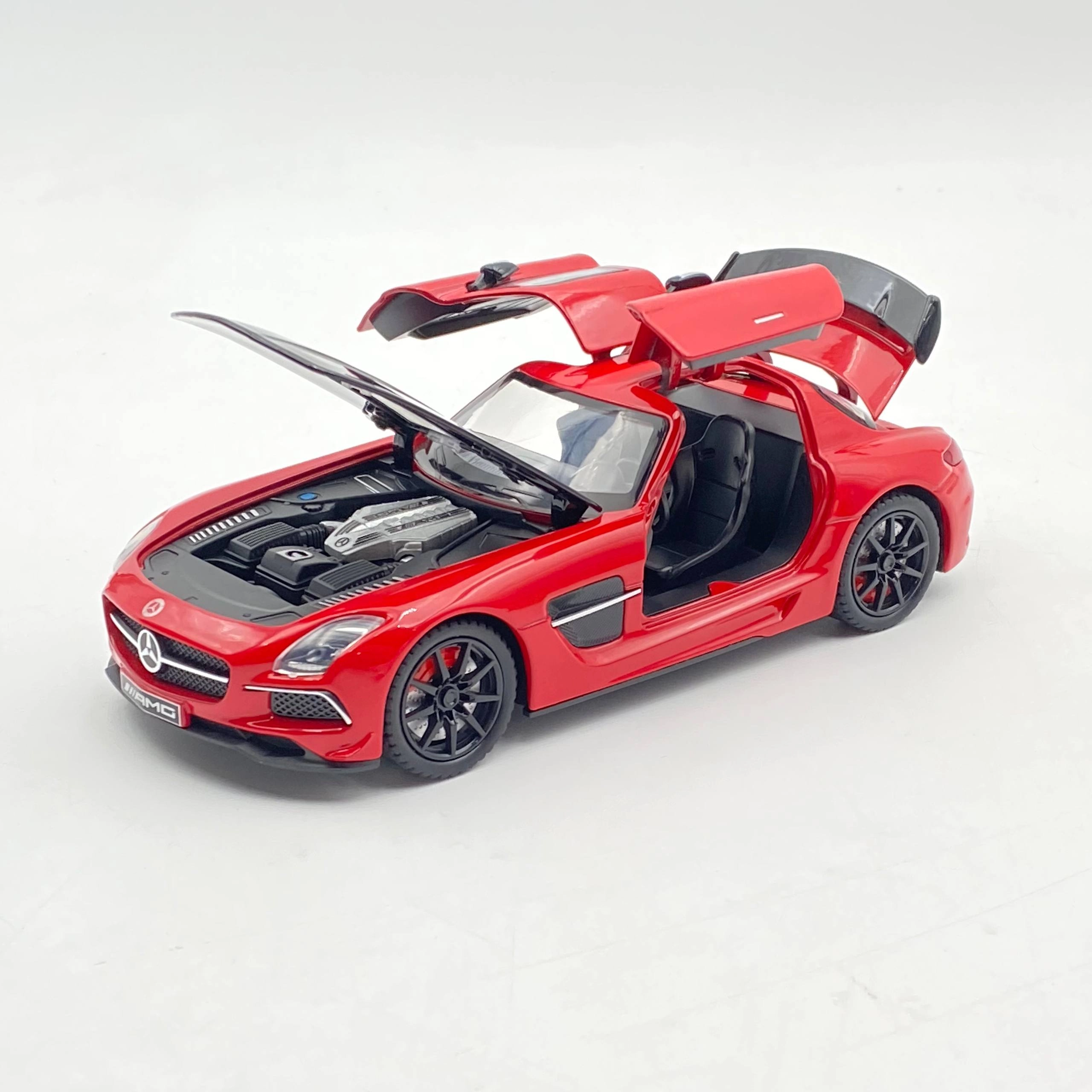 Mercedes SLS AMG qizil o'yinchoq mashina modeli bo'lib to'lash