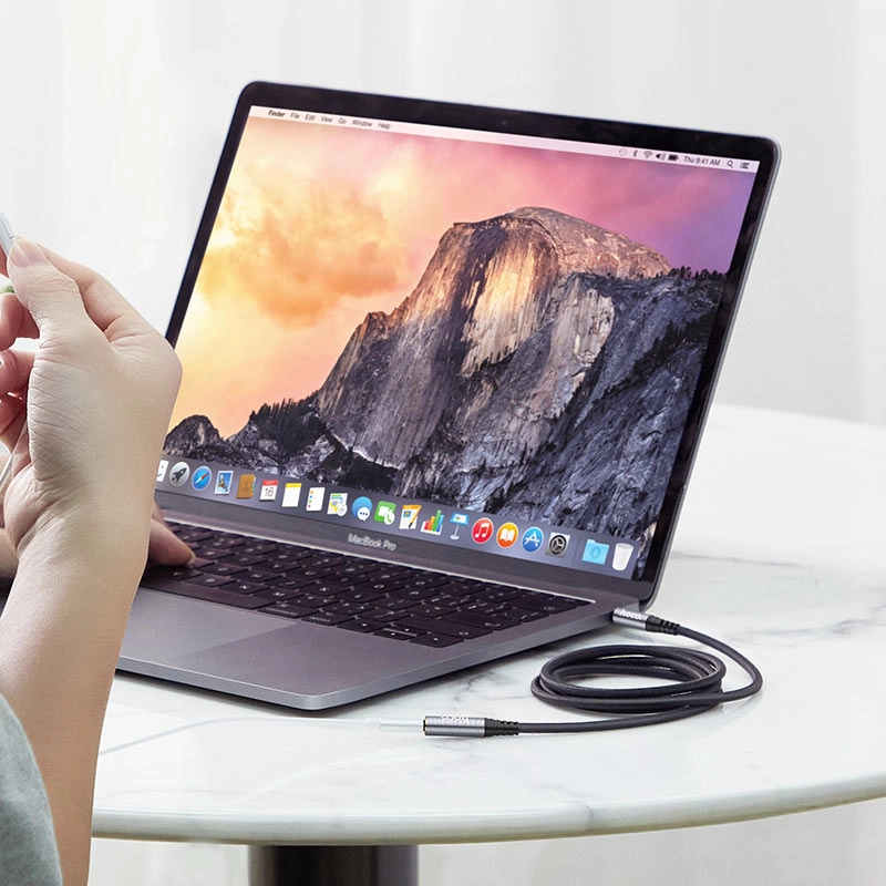 Кабель удлинитель Hoco UPA20 3,5 mm черный (1м) онлайн