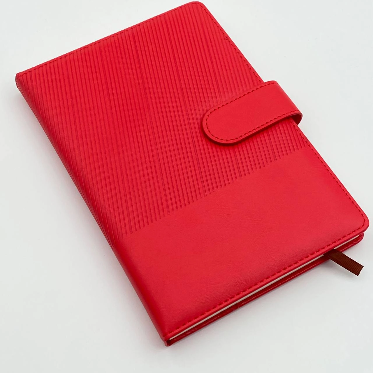 Dicai E63-25 qizil magnitli bloknoti (100 varaq) arzon