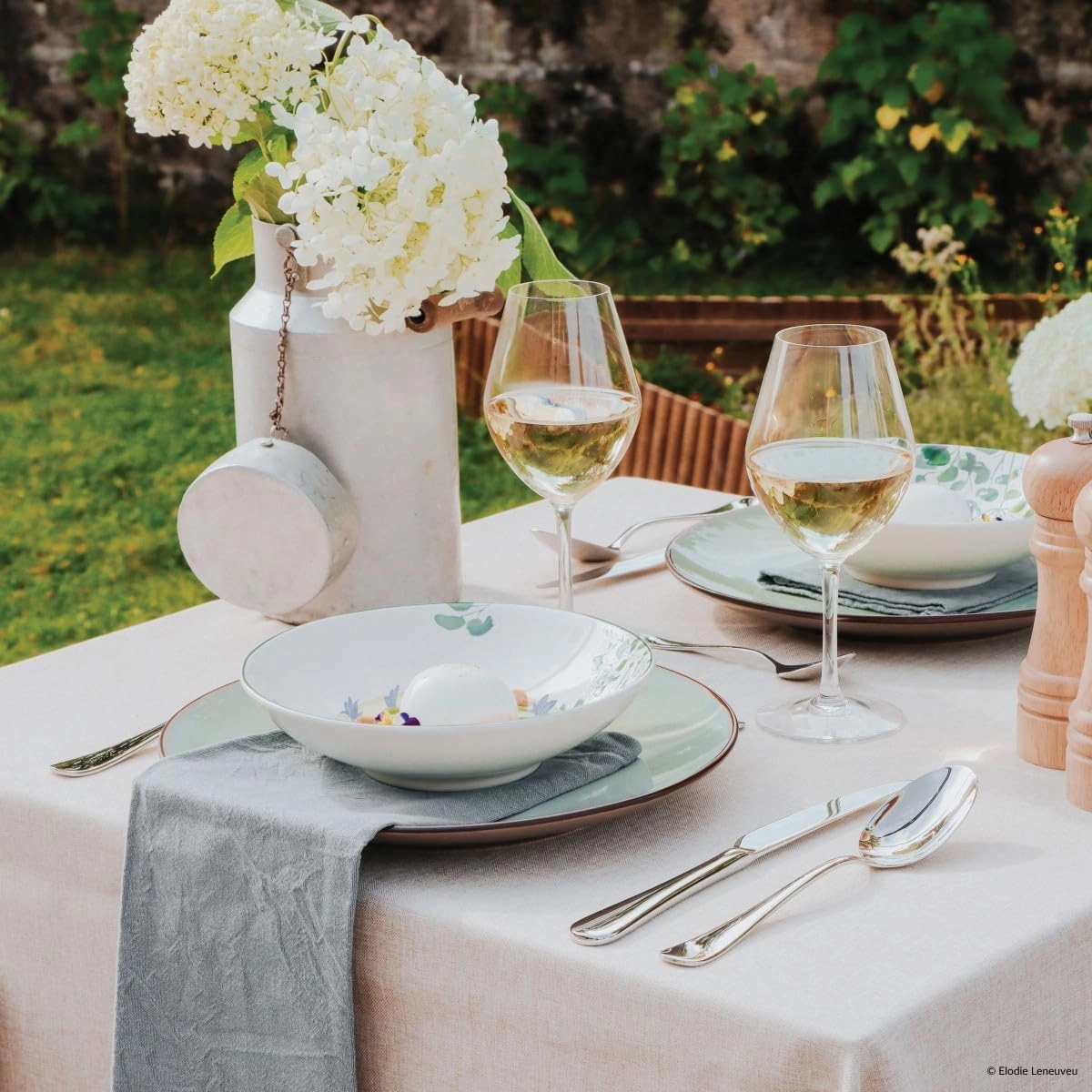 Médard de Noblat Feeling Jade yassi likopchalari  AH05CCB0001AP arzon