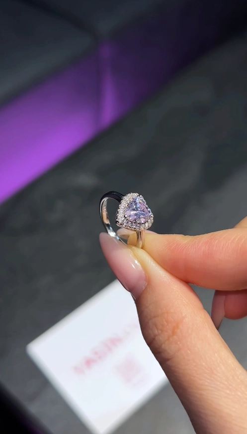 Crystal heart kumush uzuk sotib olish