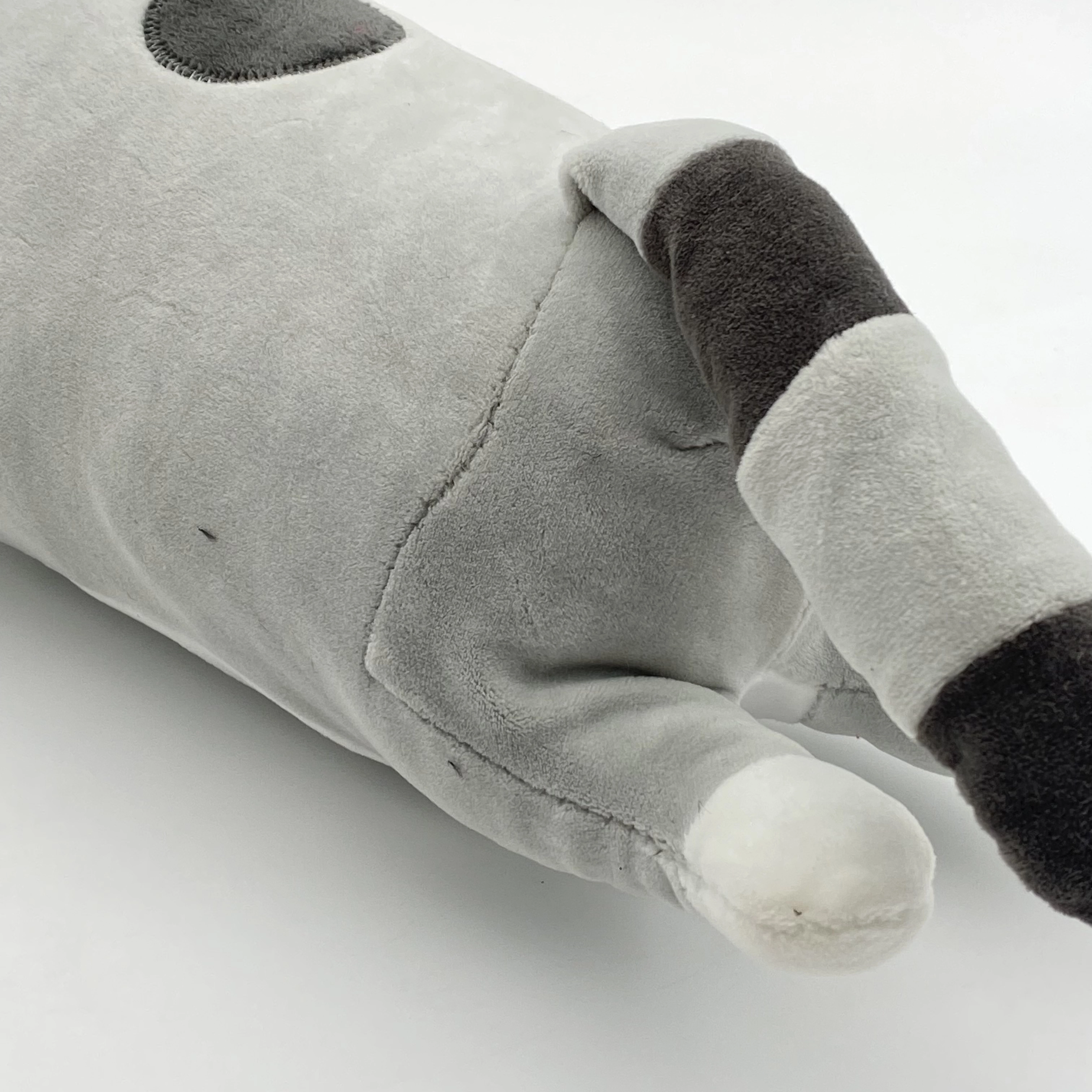 "Mushuk Baton" kulrang 50 sm yumshoq o'yinchoq onlayn