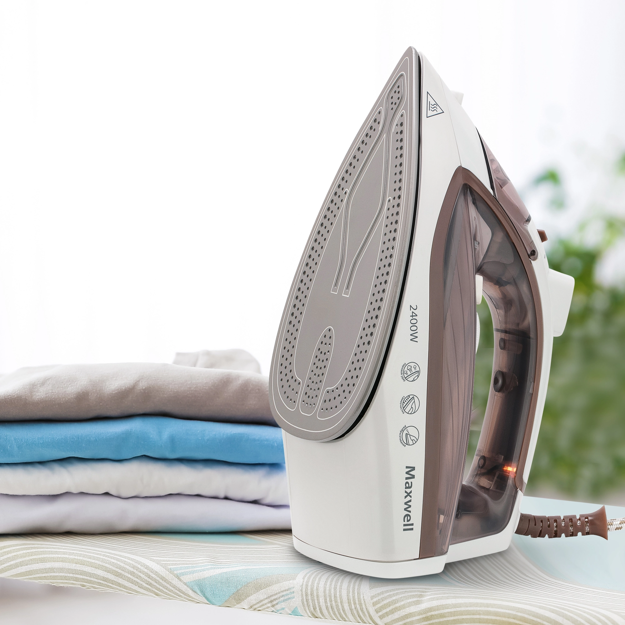 Утюг MAXWELL MW-3047 недорого