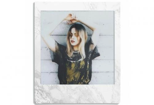 Пленка INSTAX SQUARE WHITE MARBLE (10 шт) недорого