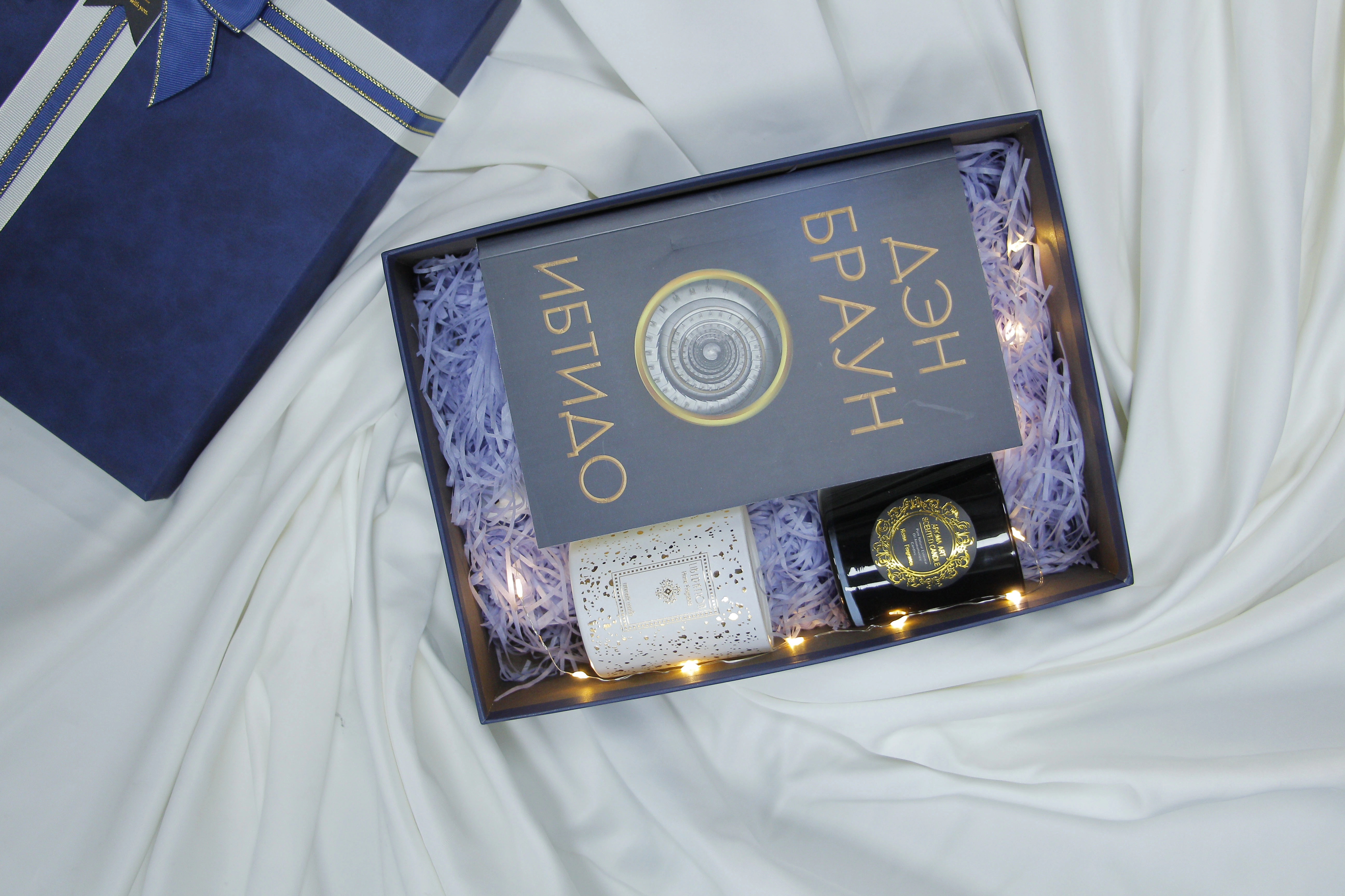 Sovg'a uchun to'plam. Ajoyib narx va yetkazib berish bepul. (289.000, Xushbo'y shamlar 2 dona, Sovgʻabop quti) onlayn