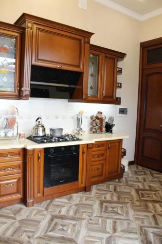 ''Klassika-11'' oshxona mebeli bo'lib to'lash