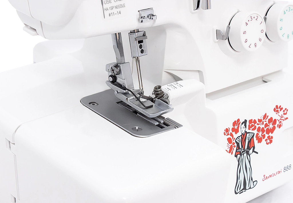 Janome Samurai 888 overloki onlayn