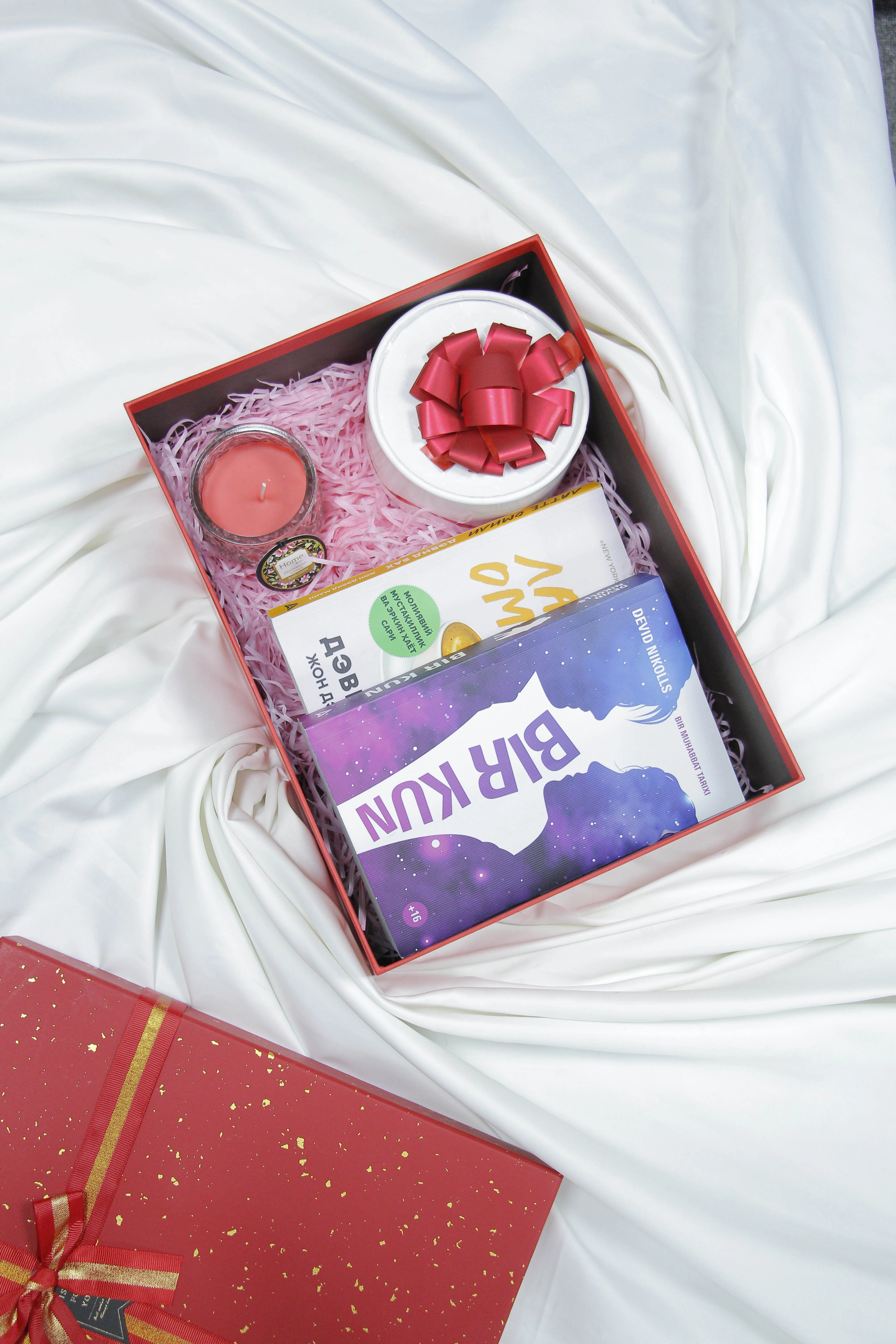 Sovg'a uchun to'plam. Ajoyib narx va yetkazib berish bepul. (319.000, Xushbo'y sham, Sovgʻabop quti) O'zbekistonda