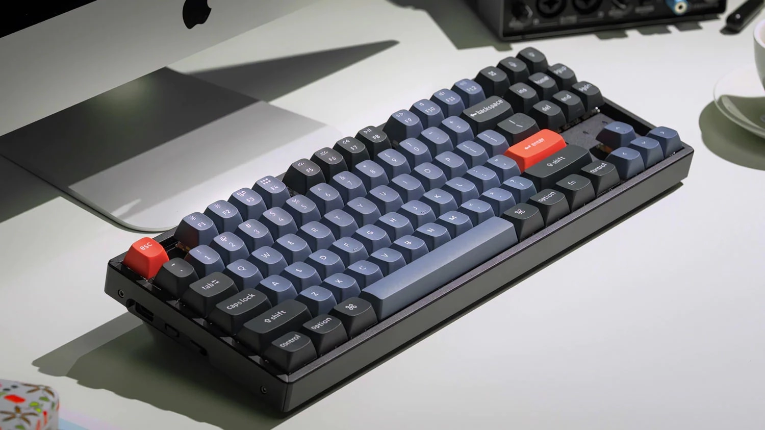 Klaviatura Keychron K8 87Key, Gateron G Pro Blue, Hot-Swap, Aluminum Frame, BT/USB-A, EN/UKR, RGB, Черный onlayn
