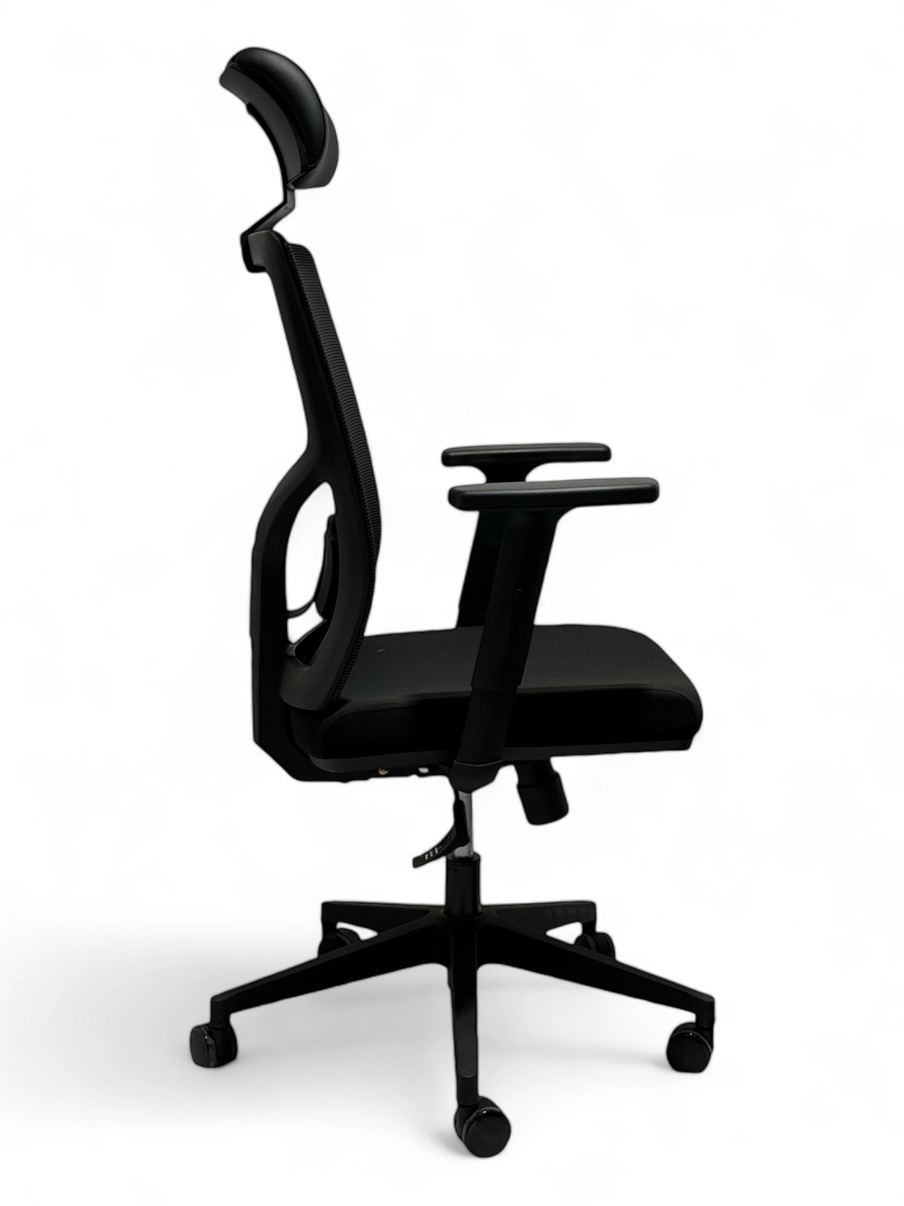 Кресло офисное 2301A-2 onlayn