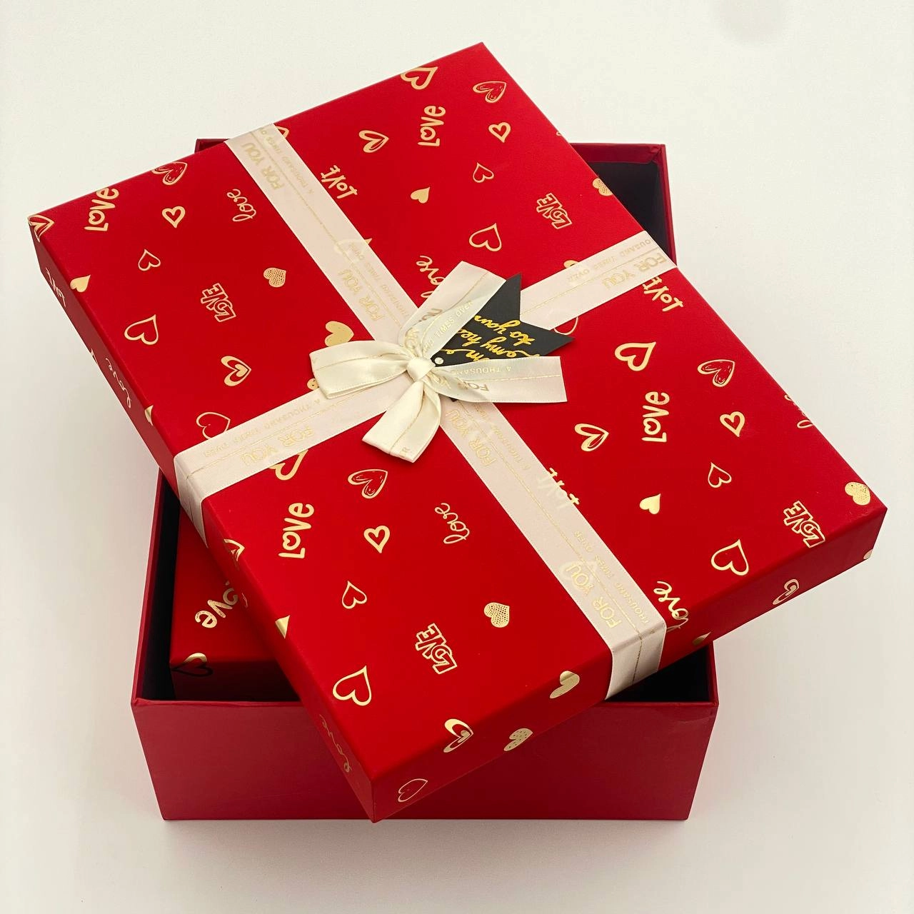 Sovg'a uchun quti, o'rtacha (28,5*20*8,5 sm) arzon