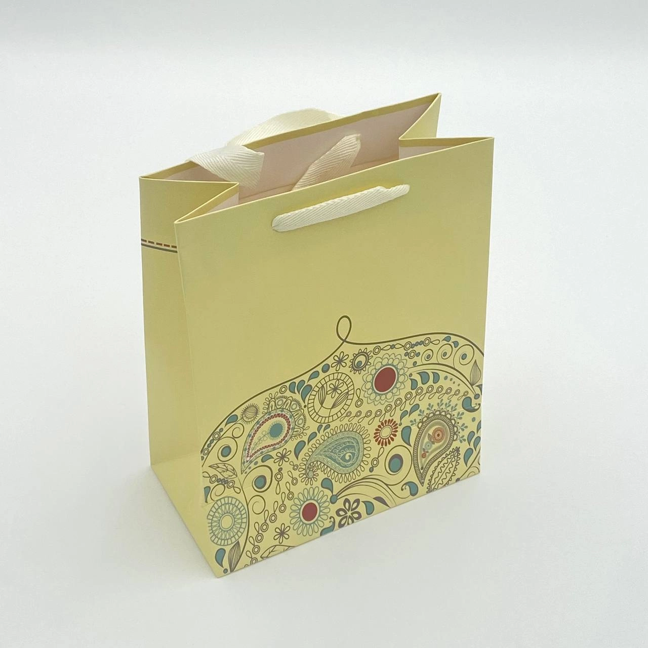 Подарочный пакет D35, 23×10×18 см, A5 купить