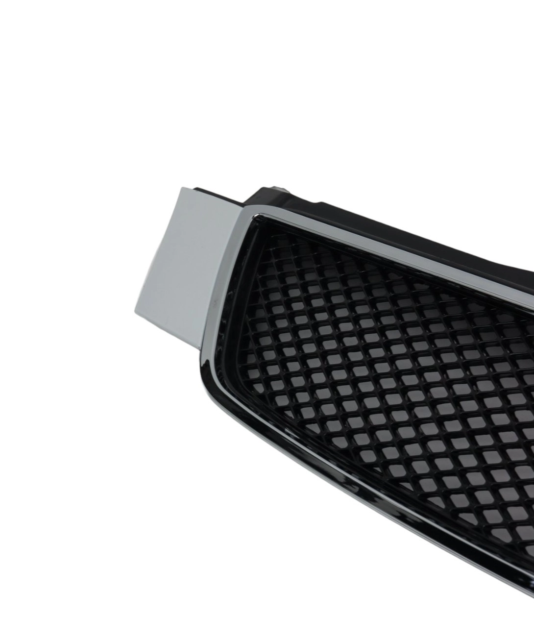 Облицовка бампера для Гентра в стиле Спорт в Узбекистане