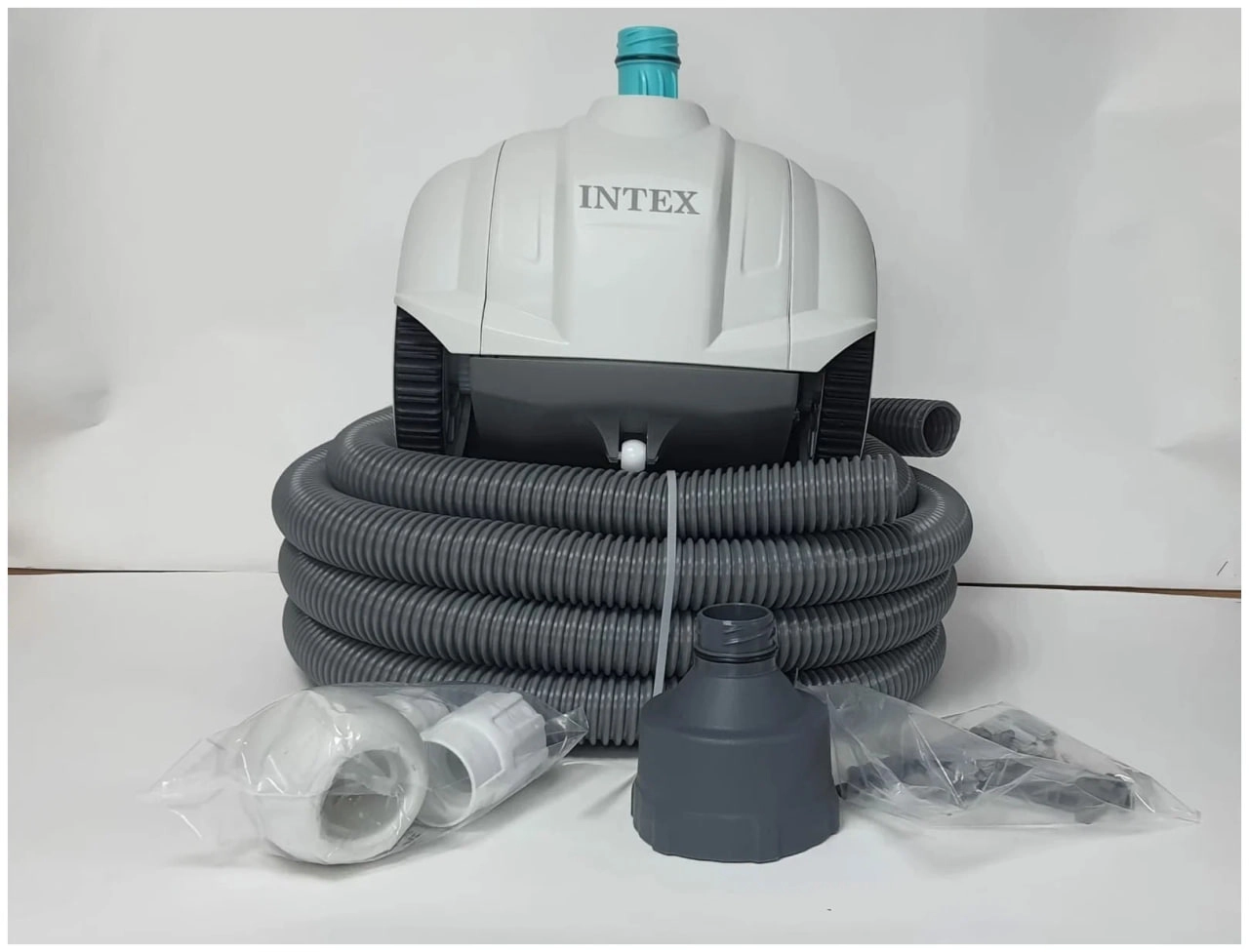 Автоматический пылесос для бассейна ZX50 Intex 28007 недорого