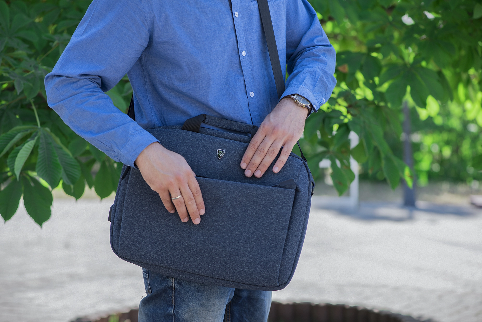 Сумка для ноутбука 2E Melange 16" 2E-CBN9165NV Синий рассрочка