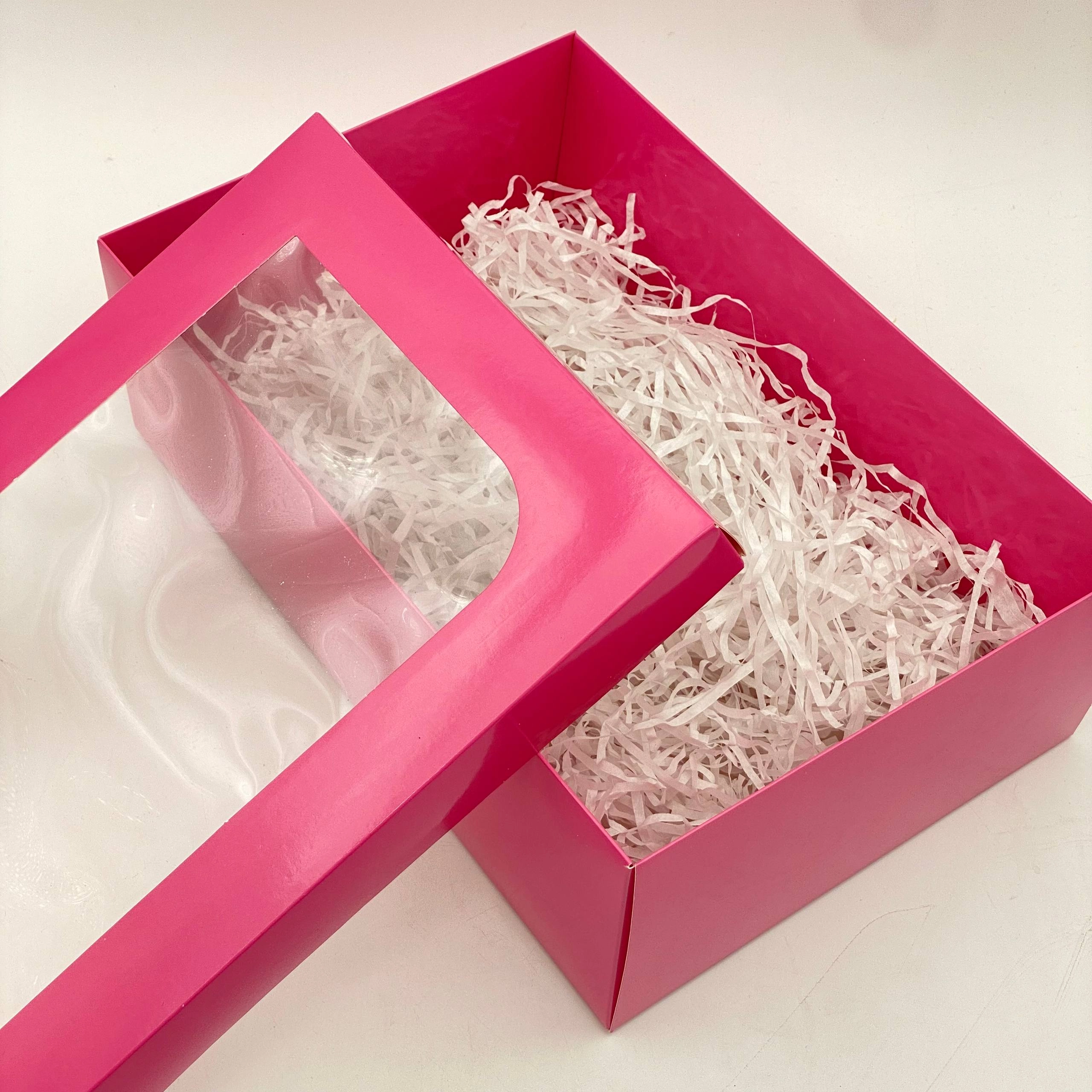 Sovg'a uchun quti, somonli (pushti) arzon