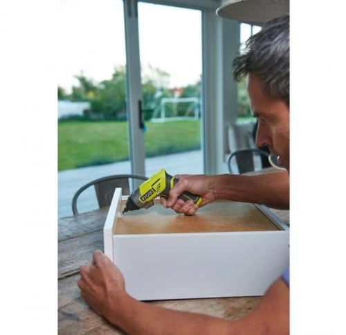 Отвёртка аккумуляторная Ryobi ERGO (5133003411) рассрочка